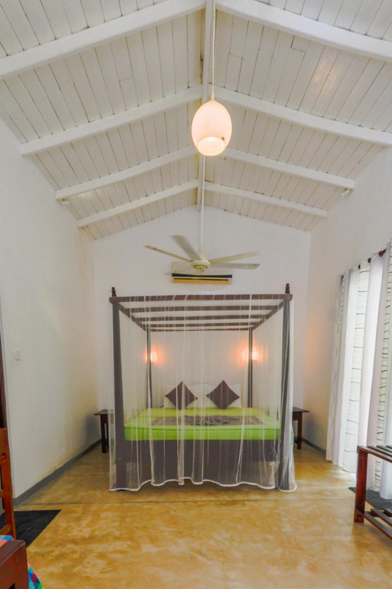 Palm Garden Guest House Ґалле Екстер'єр фото